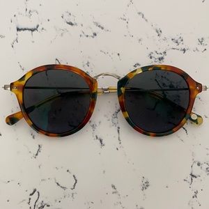 Polarized sunglasses